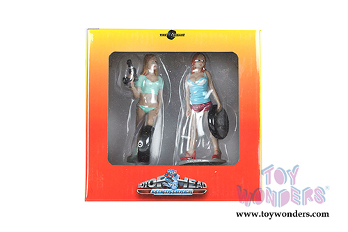 Motorhead Miniatures - Tire Brigade Michele and Meg 2-piece Figurine Set (1/18 scale) 771