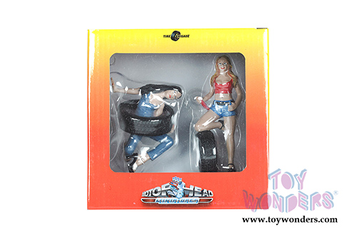 Motorhead Miniatures - Tire Brigade Val and Andie 2- piece Figurine Set (1/18 scale) 772