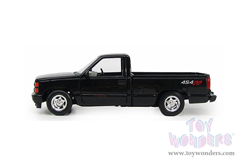 Showcasts® Collectibles - Chevrolet® 454 SS™ Pickup Truck (1992, 1/24 scale die cast model car, Black) 77203BKD MAP: $19.99