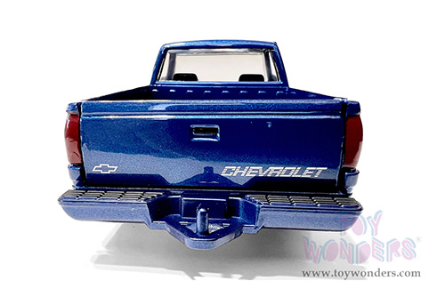Showcasts® Collectibles - Chevrolet® 454 SS™ Pickup Truck (1992, 1/24 scale diecast model car, Blue) 77203BU MAP: $22.99