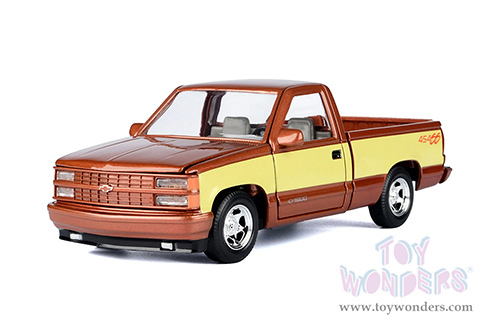 Showcasts® Collectibles - Chevrolet® 454 SS™ Pickup Truck (1992, 1/24 scale diecast model car, Copper/Beige) 77203T MAP: $22.99
