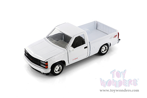 Showcasts® Collectibles - Chevrolet® 454 SS™ Pickup Truck (1992, 1/24 scale diecast model car, White) 77203W MAP: $22.99