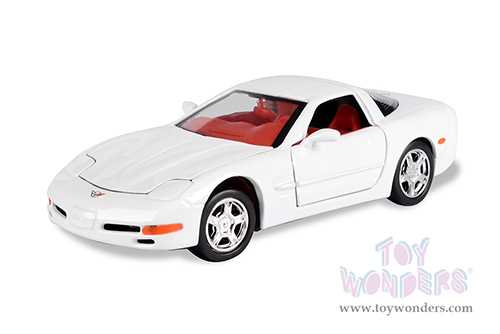 Showcasts®  Collectibles - Chevrolet® Corvette® Hardtop (1997, 1/24 scale diecast model car, White) 77210W MAP: $22.99
