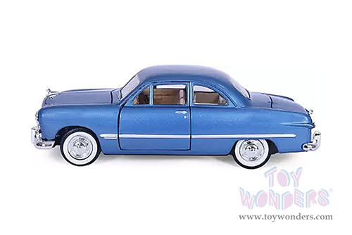 Showcasts® Collectibles - Ford Coupe Hardtop (1949, 1/24 scale diecast model car, Blue) 77213BU MAP: $22.99