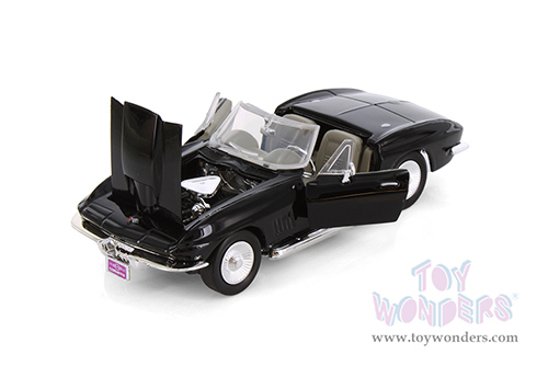 Showcasts® Collectibles - Chevrolet® Corvette® Convertible (1967, 1/24 scale diecast model car, Asstd.) 77224D MAP: $19.99