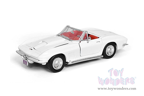 Showcasts® Collectibles - Chevrolet® Corvette® Convertible (1967, 1/24 scale diecast model car, White) 77224WR MAP: $22.99