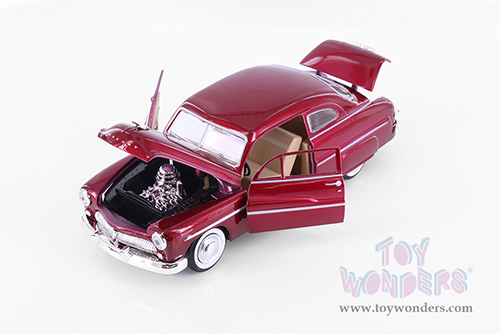 Showcasts® Collectibles - Mercury Coupe Hardtop (1949, 1/24 scale diecast model car, Red) 77225RD MAP: $19.99