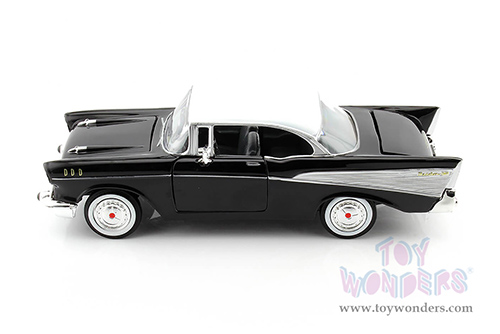 Showcasts® Collectibles - Chevy® Bel Air® Hardtop (1957, 1/24 scale diecast model car, Black) 77228BK MAP: $22.99