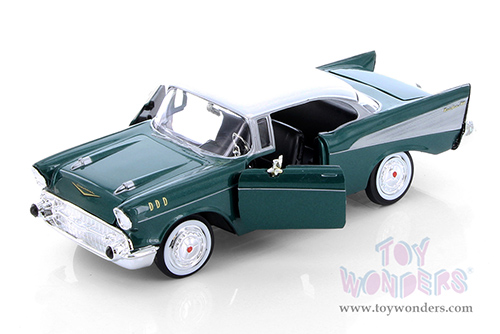 Showcasts® Collectibles - Chevy Bel Air Hardtop (1957, 1/24 scale diecast model car, Asstd.) 77228D MAP: $19.99