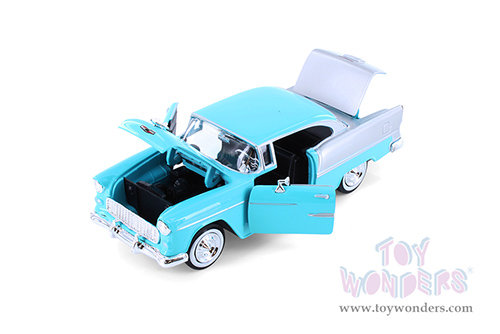 Showcasts® Collectibles - Chevy® Bel Air® Hardtop (1955, 1/24 scale diecast model car, Light Blue) 77229LBU MAP: $22.99