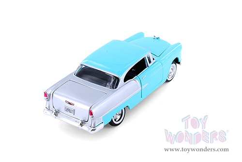 Showcasts® Collectibles - Chevy® Bel Air® Hardtop (1955, 1/24 scale diecast model car, Light Blue) 77229LBU MAP: $22.99