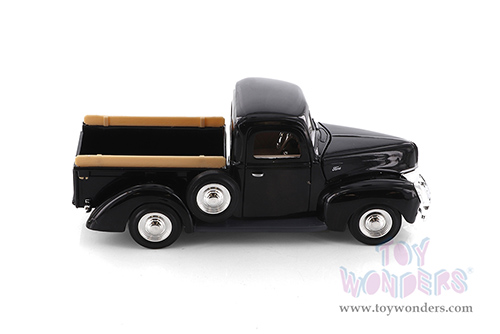 Showcasts® Collectibles - Ford Pickup (1940, 1/24 scale diecast model car, Asstd.) 77234D MAP: $19.99