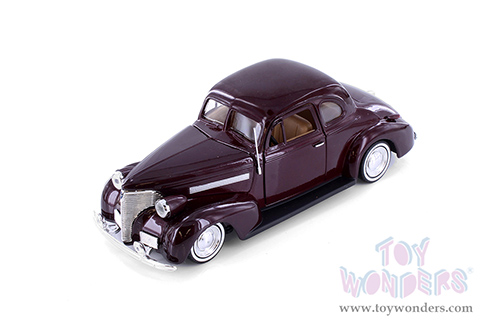 Showcasts® Collectibles - Chevrolet® Coupe Hardtop (1939, 1/24 scale die cast model car, Burgundy) 77247BGD MAP: $19.99