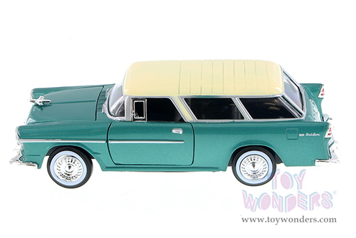 Showcasts® Collectibles - Chevrolet® Bel Air® Nomad™ Hardtop (1955, 1/24 scale diecast model car, Green) 77248GN MAP: $22.99