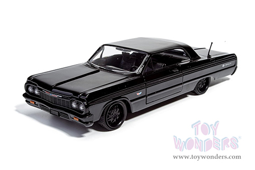 Showcasts® Collectibles - Chevrolet® Impala™ Hardtop (1964, 1/24 scale diecast model car, Black) 77259BK MAP: $22.99