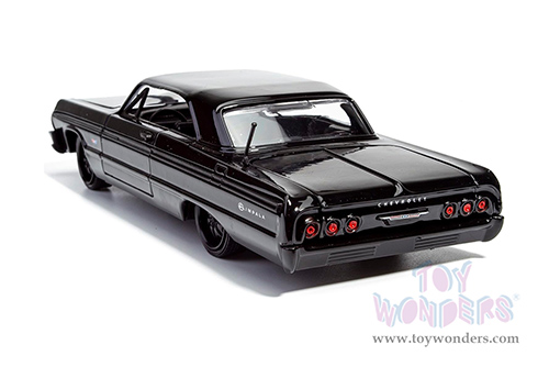 Showcasts® Collectibles - Chevrolet® Impala™ Hardtop (1964, 1/24 scale diecast model car, Black) 77259BK MAP: $22.99