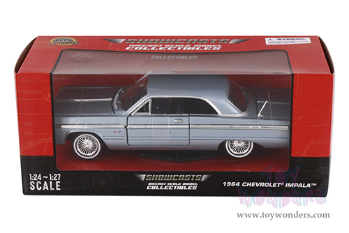 Showcasts® Collectibles - Chevrolet® Impala™ Hardtop (1964, 1/24 scale diecast model car, Blue) 77259BU MAP: $22.99