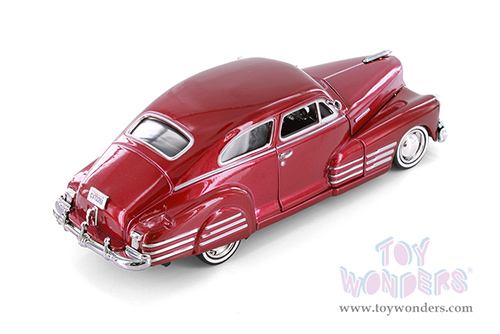 Showcasts® Collectibles - Chevy® Aerosedan Fleetline Hard Top (1948, 1/24 scale diecast model car, Asstd.) 77266D MAP: $19.99