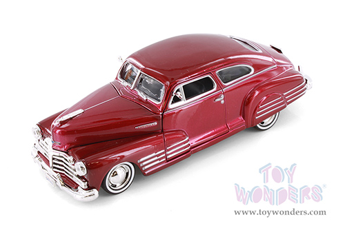 Showcasts® Collectibles - Chevy® Aerosedan Fleetline Hardtop  (1948, 1/24 scale diecast model car, Metallic Red) 77266RD MAP: $19.99