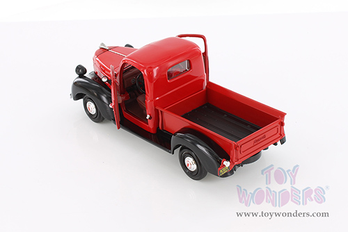 Showcasts® Collectibles - Plymouth Pickup Truck (1941, 1/24 scale diecast model car, Asstd.) 77278D MAP: $19.99
