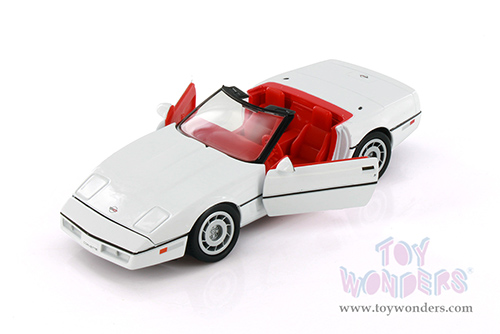 Showcasts® Collectibles - Chevrolet® Corvette® Convertible (1986, 1/24 scale diecast model car, White) 77298D MAP: $19.99