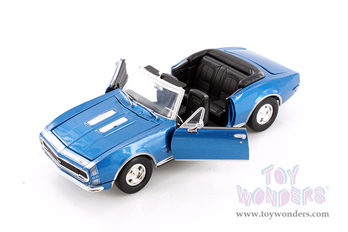 Showcasts® Collectibles - Chevrolet® Camaro® SS Convertible (1967, 1/24 scale diecast model car, Blue) 77301BUD MAP: $19.99