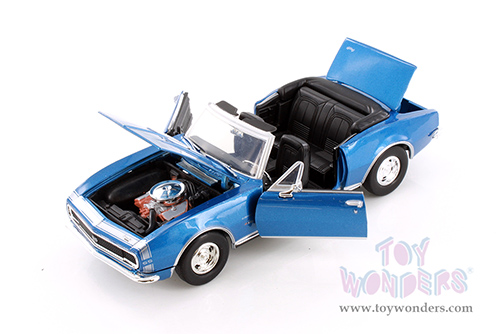 Showcasts® Collectibles - Chevrolet® Camaro® SS Convertible (1967, 1/24 scale diecast model car, Blue) 77301BUD MAP: $19.99