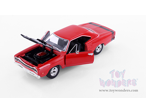 Showcasts® Collectibles - Dodge Coronet Super Bee Hardtop (1969, 1/24 scale diecast model car, Asstd.) 77315D MAP: $19.99