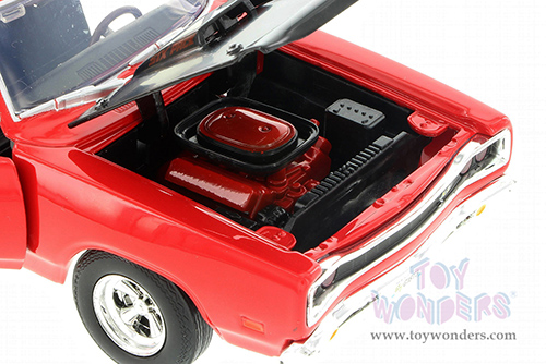 Showcasts® Collectibles - Dodge Coronet Super Bee Hardtop (1969, 1/24 scale diecast model car, Red) 77315R MAP: $22.99