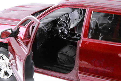 Showcasts® Collectibles - Chevy® Silverado™ 1500 LT Z71 Crew Cab Truck (2017, 1/27 scale diecast model car, Asstd.) 77348D MAP: $19.99