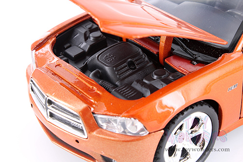 Showcasts® Collectibles - Dodge Charger R/T Hardtop (2011, 1/24 scale diecast model car, Asstd.) 77354D MAP: $19.99