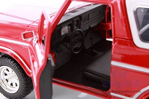 Showcasts® Collectibles - Ford Bronco (1978, 1/24 scale diecast model car, Asstd.) 77373D MAP: $19.99