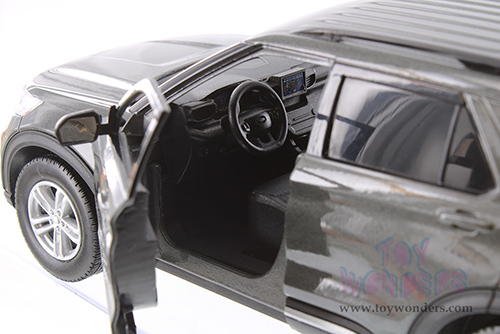 Showcasts®  Collectibles - Ford Explorer XLT (2022, 1/24 scale diecast model car, Asstd.) 77378D MAP: $19.99