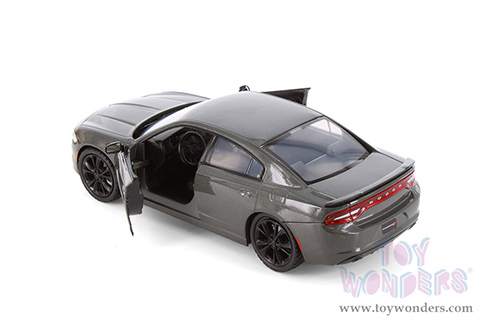 Showcasts® Collectibles - Dodge Charger SXT Hardtop (2023, 1/24 scale diecast model car, Asstd.) 77387D MAP: $19.99