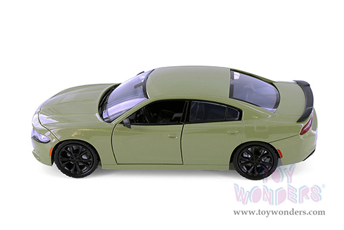 Showcasts® Collectibles - Dodge Charger SXT Hardtop (2023, 1/24 scale diecast model car, Asstd.) 77387DA MAP: $19.99