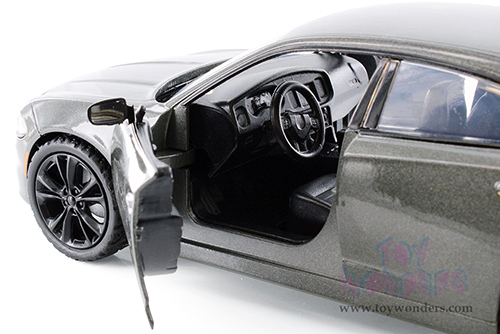 Showcasts® Collectibles - Dodge Charger SXT Hardtop (2023, 1/24 scale diecast model car, Asstd.) 77387DB MAP: $19.99