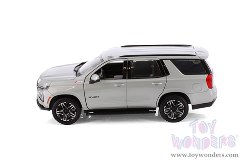 Showcasts® Collectibles - Chevrolet® Tahoe Z71 (2025, 1/24 scale diecast model car, Asstd.) 77392D MAP: $19.99