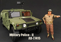 American Diorama Figurine - WWII Military Police II (1/18 scale, Green) 77415