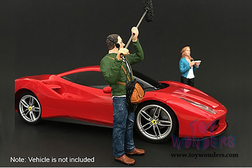 American Diorama Figurine - Camera Crew III "Boom Operator" (1/18 scale, Green) 77429