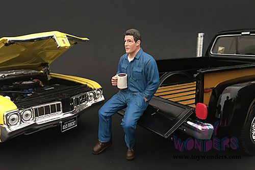 American Diorama Figurine - Mechanic | Johnny Drinking Coffee (1/18 scale, Blue) 77450