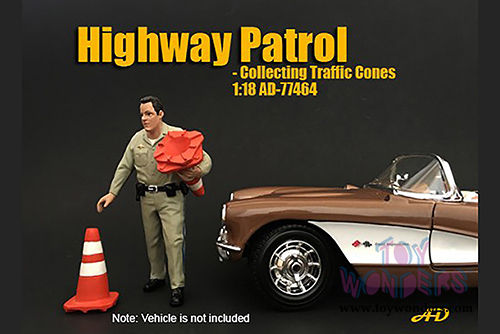 American Diorama Figurine - Highway Patrol | Collecting Traffic Cones (1/18 scale, Beige) 77464