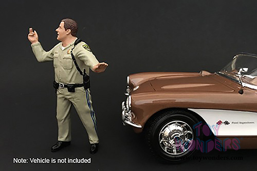 American Diorama Figurine - Highway Patrol | Directing Traffic (1/18 scale, Beige) 77465