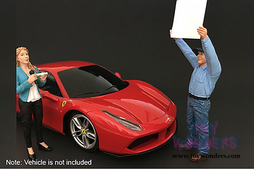 American Diorama Figurine - Camera Crew II "Crew Holding Reflector" (1/24 scale, Blue) 77478