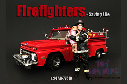 American Diorama Figurine - Firefighter | Saving Life (1/24 scale, Black/Yellow) 77510