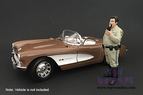 American Diorama Figurine - Highway Patrol | Talking on Radio (1/24 scale, Beige) 77516