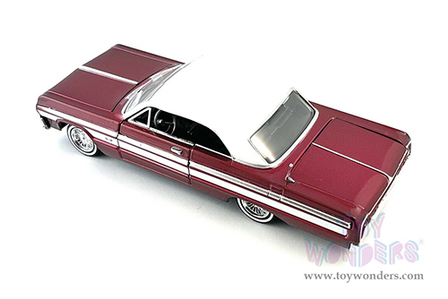 Motormax Get Low - Chevrolet&reg; Impala (1964, 1/24 scale diecast model car, Burgundy/White) 79021WLBG