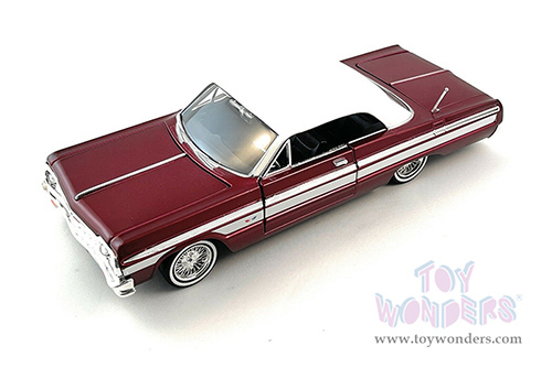Motormax Get Low - Chevrolet&reg; Impala (1964, 1/24 scale diecast model car, Burgundy/White) 79021WLBG