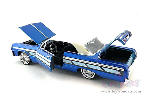 Motormax Get Low - Chevrolet® Impala (1964, 1/24 scale diecast model car, Blue/White) 79021WLBU