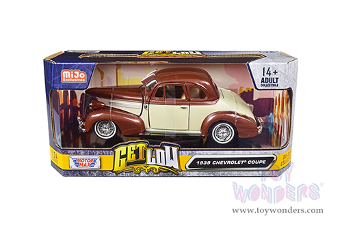 Motormax Get Low - Chevrolet&reg; Coupe Lowrider (1939, 1/24 scale diecast model car, Brown/Beige) 79028WLBE
