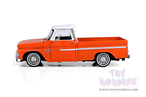 Motormax Get Low - Chevrolet® C10 Fleetside™ Pickup Truck (1966, 1/24 scale diecast model car, Orange/White) 79034WLOR